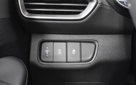 Hyundai Santa Fe IV, 2019 год, 2 640 000 рублей, 23 фотография