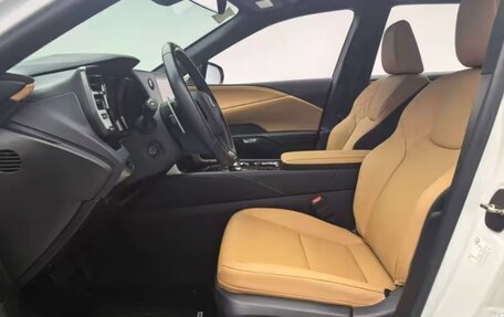 Lexus RX IV рестайлинг, 2025 год, 6 932 000 рублей, 9 фотография