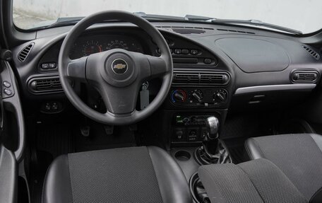 Chevrolet Niva I рестайлинг, 2015 год, 770 000 рублей, 6 фотография