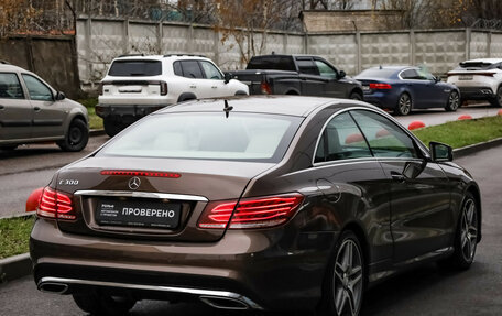 Mercedes-Benz E-Класс, 2013 год, 2 149 000 рублей, 5 фотография