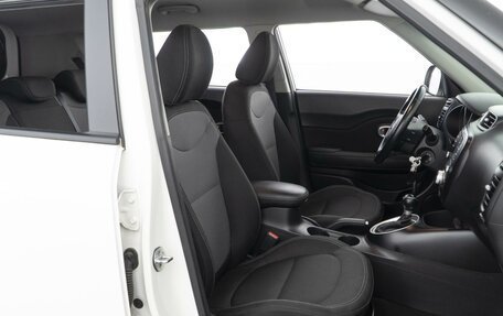 KIA Soul II рестайлинг, 2017 год, 1 735 444 рублей, 8 фотография