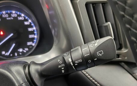 Toyota RAV4, 2017 год, 2 599 000 рублей, 10 фотография