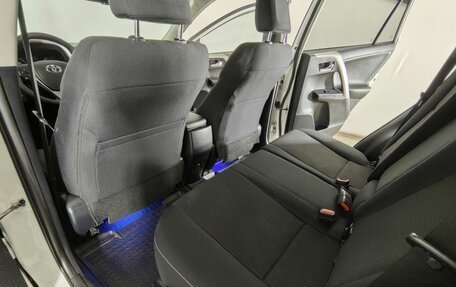 Toyota RAV4, 2017 год, 2 599 000 рублей, 22 фотография