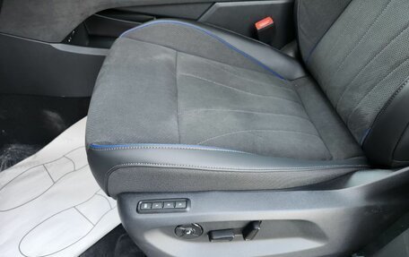 Volkswagen Tiguan, 2025 год, 5 440 000 рублей, 14 фотография