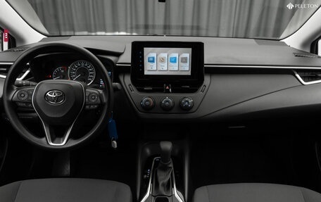 Toyota Corolla, 2022 год, 2 560 000 рублей, 10 фотография