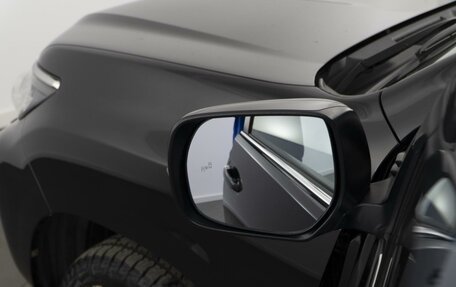 Toyota Land Cruiser Prado 150 рестайлинг 2, 2018 год, 5 485 097 рублей, 6 фотография