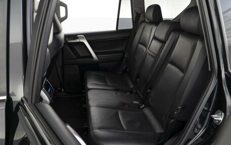 Toyota Land Cruiser Prado 150 рестайлинг 2, 2018 год, 5 485 097 рублей, 10 фотография