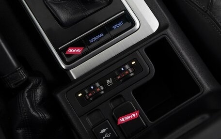 Toyota Land Cruiser Prado 150 рестайлинг 2, 2018 год, 5 485 097 рублей, 19 фотография