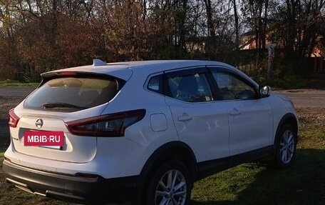 Nissan Qashqai, 2021 год, 2 300 000 рублей, 4 фотография