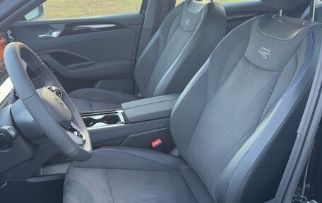 Volkswagen Tiguan, 2025 год, 4 750 000 рублей, 27 фотография