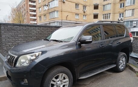 Toyota Land Cruiser Prado 150 рестайлинг 2, 2013 год, 3 050 000 рублей, 10 фотография