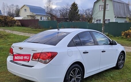Chevrolet Cruze II, 2010 год, 550 000 рублей, 6 фотография