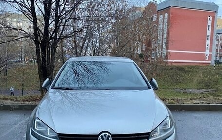 Volkswagen Golf VII, 2013 год, 1 200 000 рублей, 2 фотография