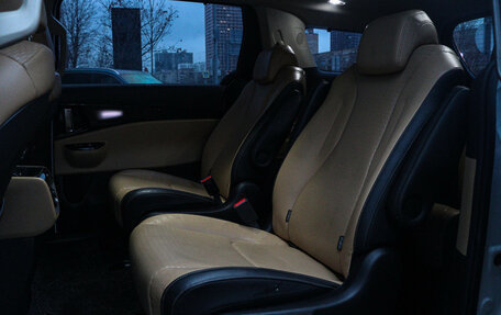 KIA Carnival, 2020 год, 4 500 000 рублей, 10 фотография