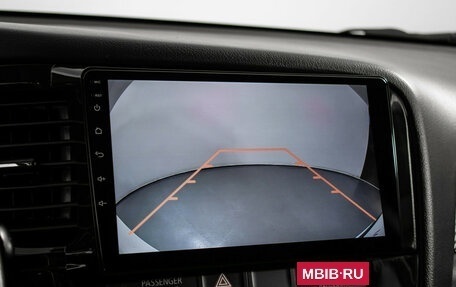 Mitsubishi Outlander III рестайлинг 3, 2017 год, 2 050 000 рублей, 14 фотография