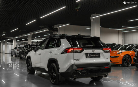 Toyota RAV4, 2021 год, 3 540 000 рублей, 4 фотография