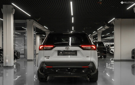 Toyota RAV4, 2021 год, 3 540 000 рублей, 6 фотография