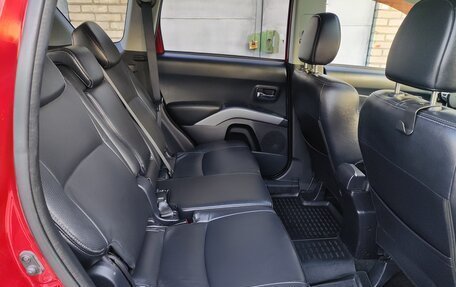 Mitsubishi Outlander III рестайлинг 3, 2008 год, 880 000 рублей, 7 фотография