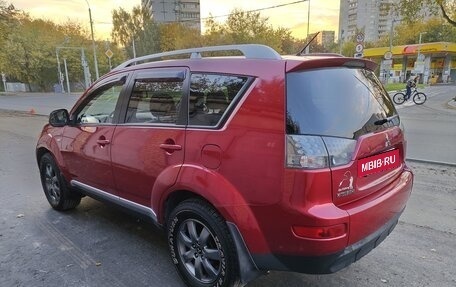 Mitsubishi Outlander III рестайлинг 3, 2008 год, 880 000 рублей, 4 фотография