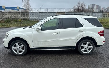 Mercedes-Benz M-Класс, 2010 год, 900 000 рублей, 2 фотография