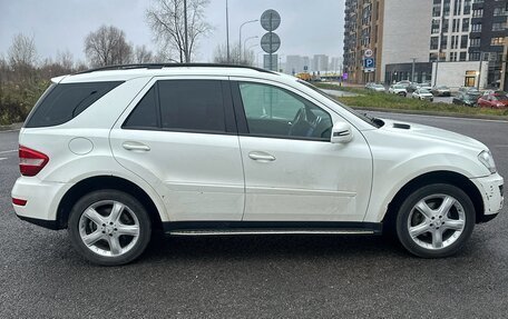 Mercedes-Benz M-Класс, 2010 год, 900 000 рублей, 6 фотография