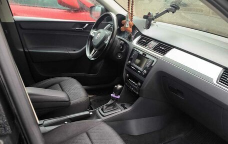 Skoda Rapid I, 2016 год, 850 000 рублей, 3 фотография