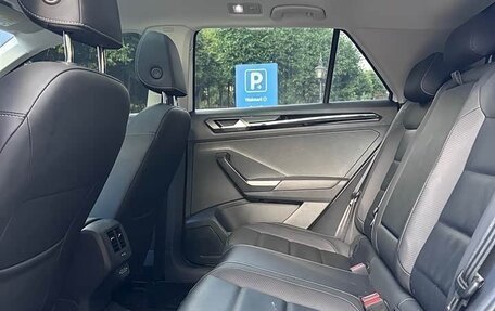 Volkswagen T-Roc I, 2022 год, 1 500 000 рублей, 15 фотография