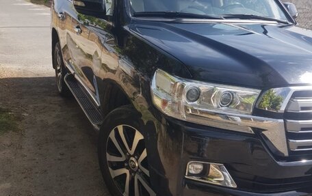 Toyota Land Cruiser 200, 2018 год, 7 200 000 рублей, 8 фотография