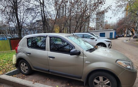 Renault Sandero I, 2012 год, 530 000 рублей, 2 фотография