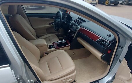 Toyota Camry, 2013 год, 160 000 рублей, 2 фотография