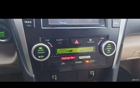 Toyota Camry, 2013 год, 160 000 рублей, 10 фотография