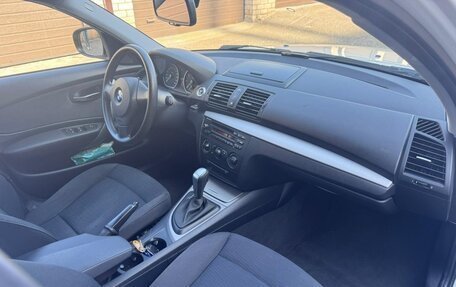 BMW 1 серия, 2011 год, 1 020 000 рублей, 16 фотография