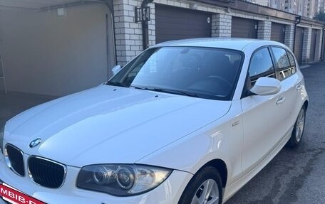 BMW 1 серия, 2011 год, 1 020 000 рублей, 4 фотография