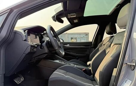 Volkswagen Golf VIII, 2022 год, 2 280 000 рублей, 8 фотография