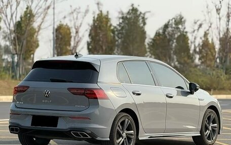 Volkswagen Golf VIII, 2022 год, 2 280 000 рублей, 4 фотография