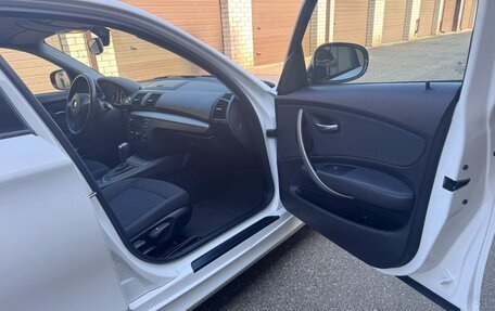 BMW 1 серия, 2011 год, 1 020 000 рублей, 17 фотография