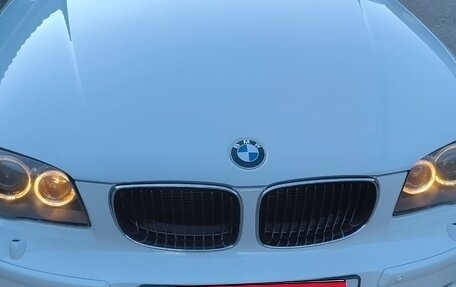 BMW 1 серия, 2011 год, 1 020 000 рублей, 21 фотография