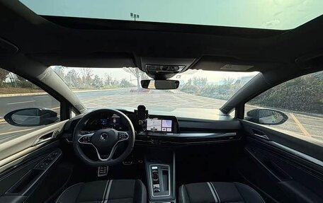 Volkswagen Golf VIII, 2022 год, 2 280 000 рублей, 25 фотография