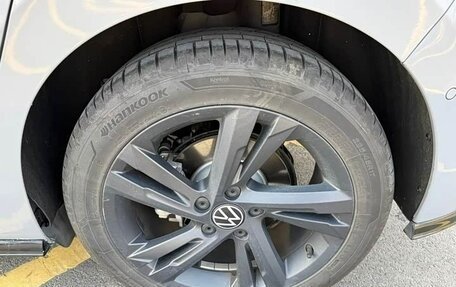 Volkswagen Golf VIII, 2022 год, 2 280 000 рублей, 34 фотография