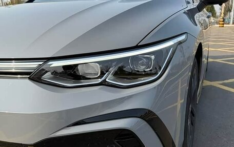 Volkswagen Golf VIII, 2022 год, 2 280 000 рублей, 32 фотография