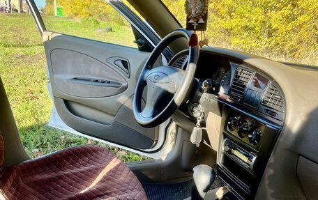 Daewoo Nubira, 2002 год, 450 000 рублей, 23 фотография