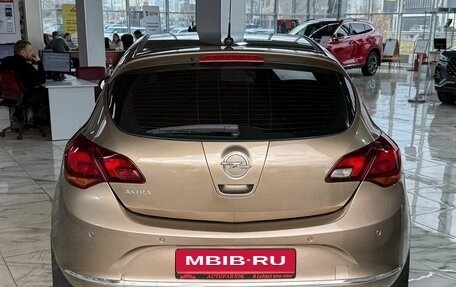 Opel Astra J, 2013 год, 999 000 рублей, 6 фотография