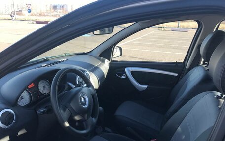 Renault Sandero I, 2011 год, 470 000 рублей, 2 фотография