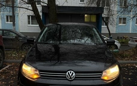 Volkswagen Polo VI (EU Market), 2012 год, 700 000 рублей, 3 фотография