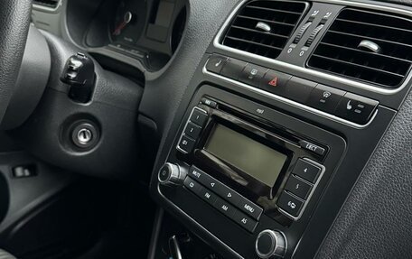 Volkswagen Polo VI (EU Market), 2012 год, 700 000 рублей, 13 фотография