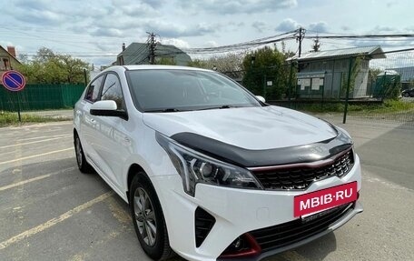 KIA Rio IV, 2021 год, 1 900 000 рублей, 3 фотография