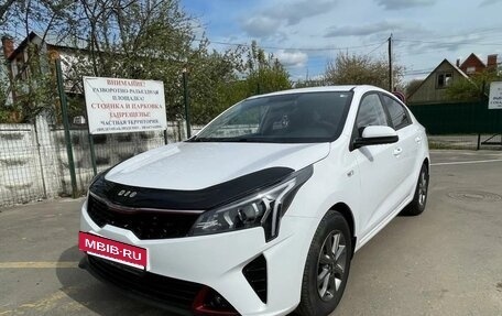 KIA Rio IV, 2021 год, 1 900 000 рублей, 2 фотография