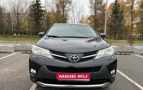 Toyota RAV4, 2014 год, 1 650 000 рублей, 2 фотография