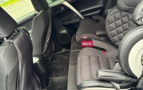 Toyota RAV4, 2014 год, 1 650 000 рублей, 8 фотография