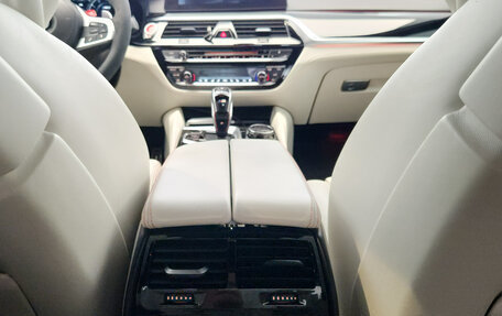 BMW M5, 2018 год, 7 250 000 рублей, 15 фотография